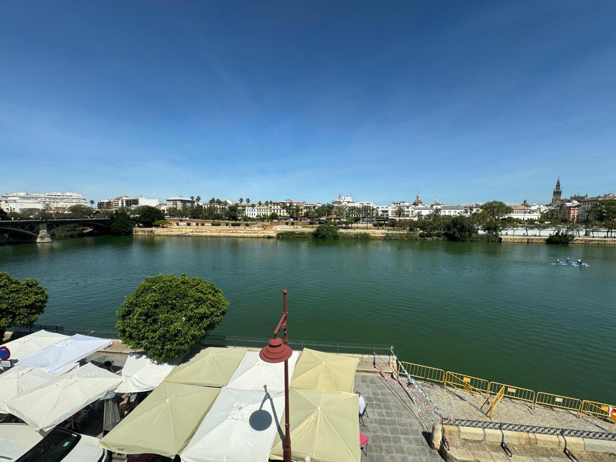 Wonderful Duplex In Calle Betis Lejlighed Sevilla Eksteriør billede